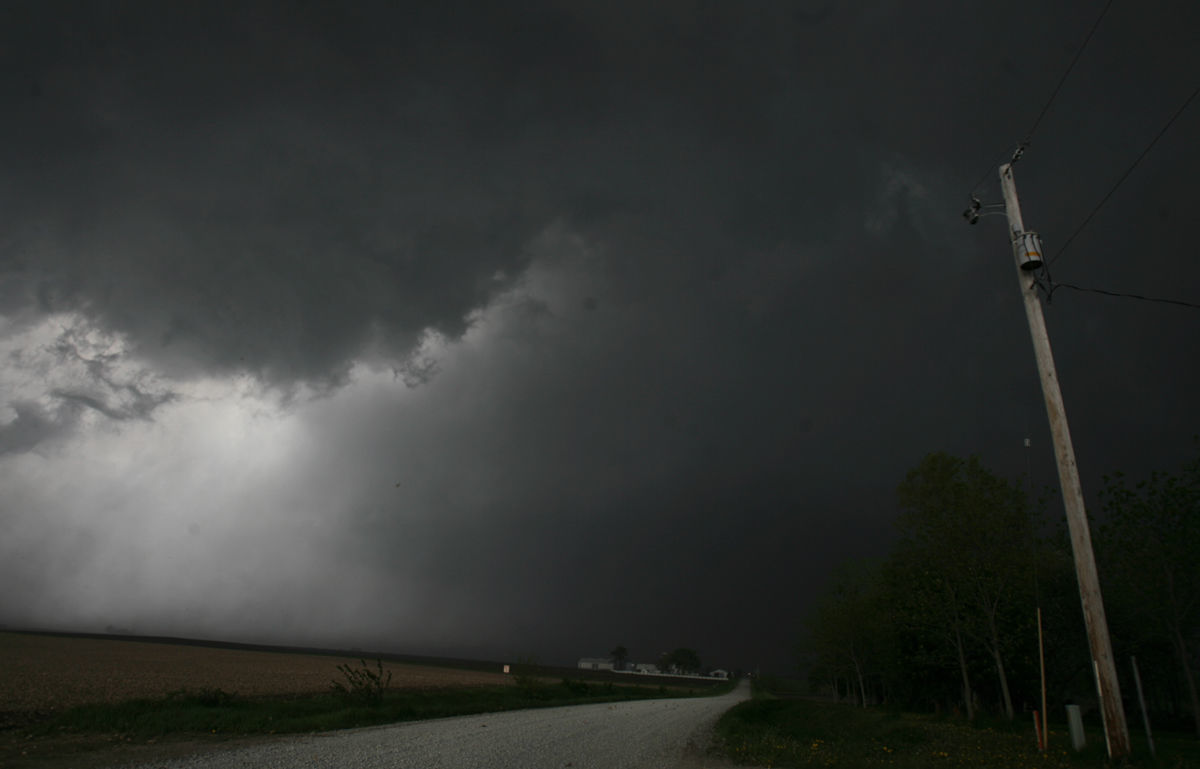 052508bp-tornado2
